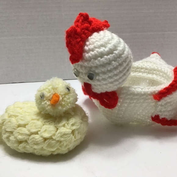 Crochet Chicken with baby chick - Picture 8 of 8